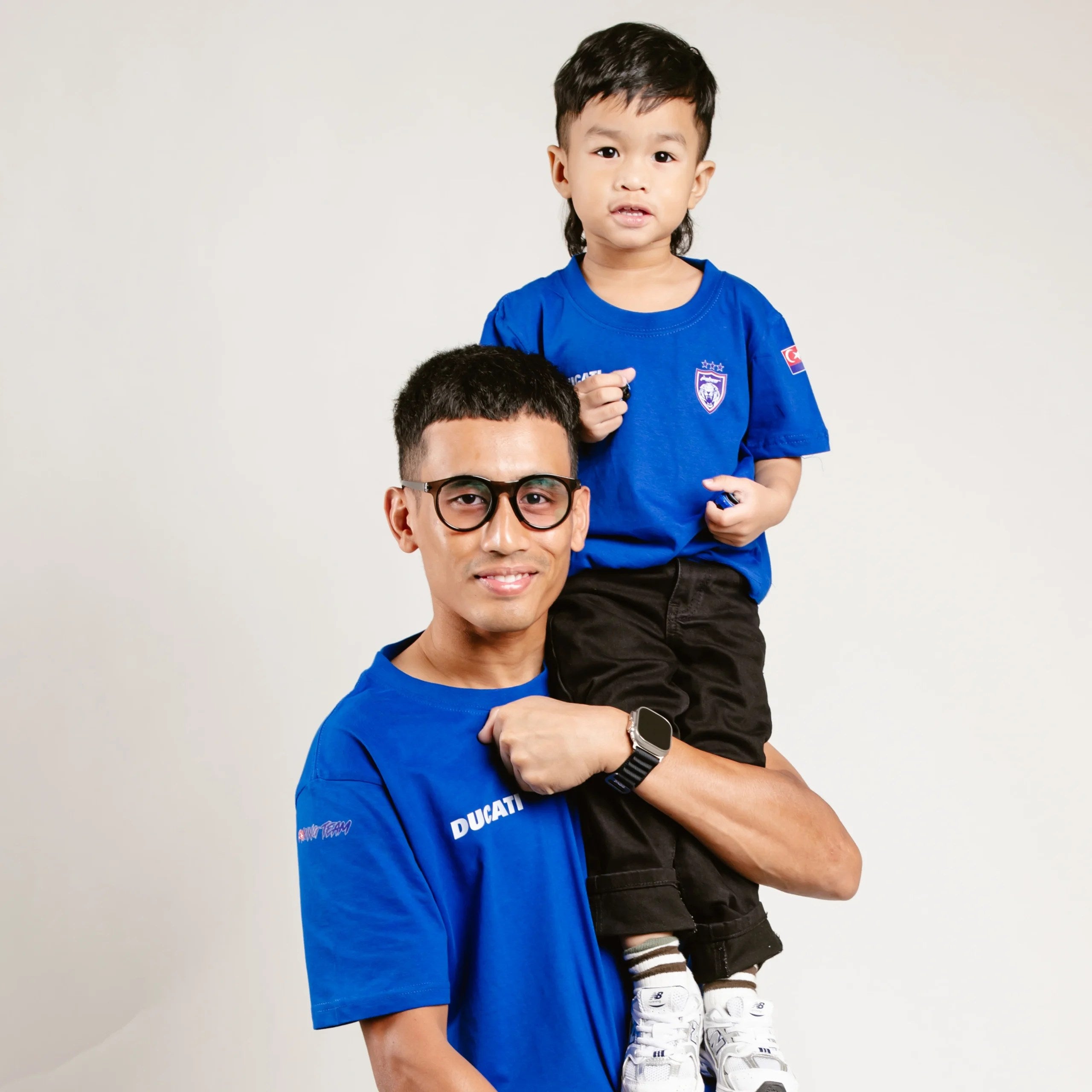 V1 KIDS Round Neck (Blue)